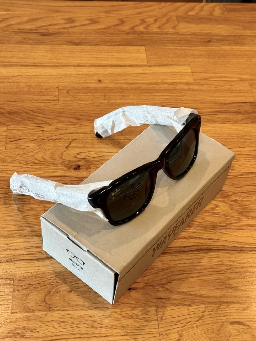 Gen 2 Ray-Ban Meta Black Wayfarer Sunglasses - Picture 3 of 6